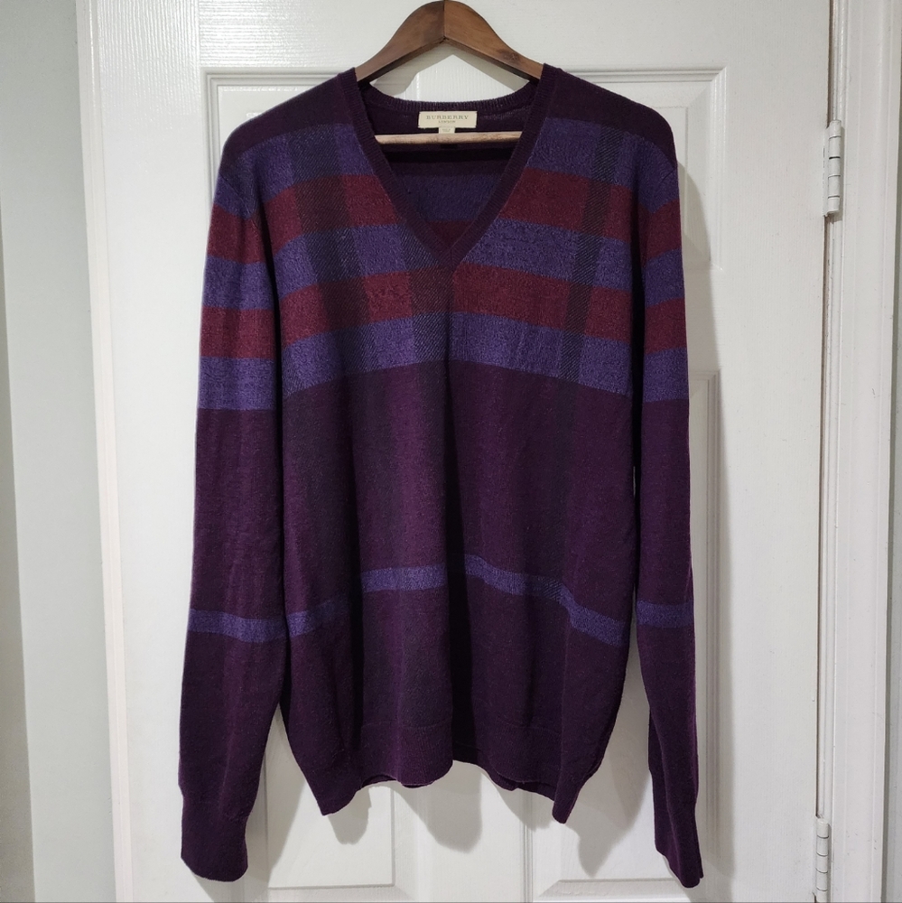 Burberry V-neck Sweater (XL)